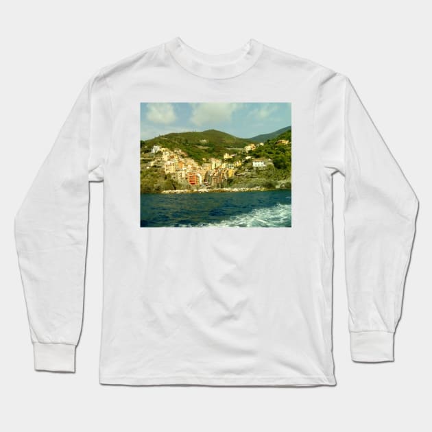 Italy, Riomaggiore, Cinque Terre Long Sleeve T-Shirt by Domingo-pl